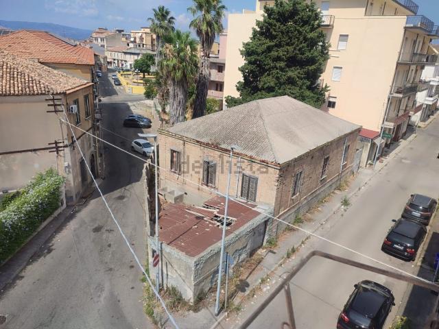 Case e ville in vendita di 222 m² in Viale Rimembranze, 13