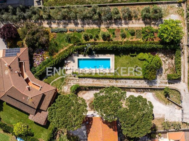 Case e ville in vendita di 224 m² in Via Aurelia Sud