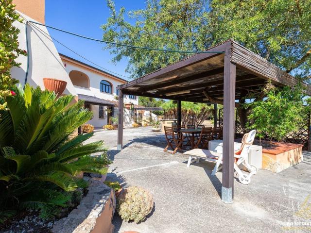 Case e ville in vendita di 224 m² in Località Monte Agnese
