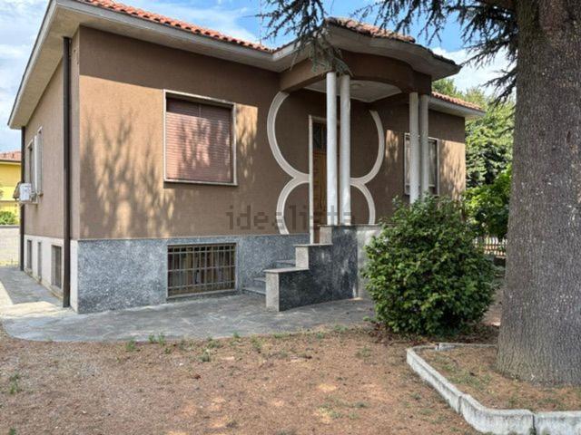 Case e ville in vendita di 225 m² in Corso Novara, 60