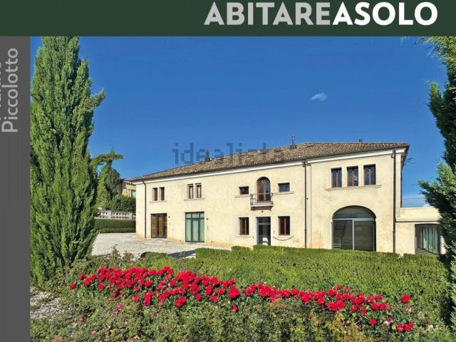 Case e ville in vendita di 226 m² in Via Palladio
