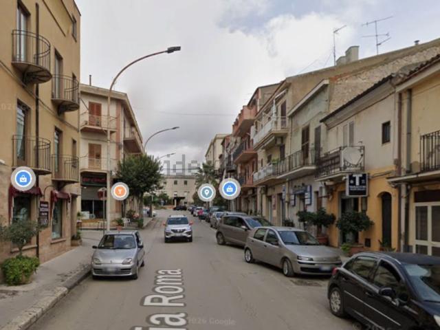 Case e ville in vendita di 227 m² in Via Roma