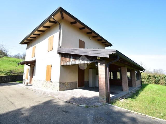 Case e ville in vendita di 227 m² in Strada del Curolo, 2