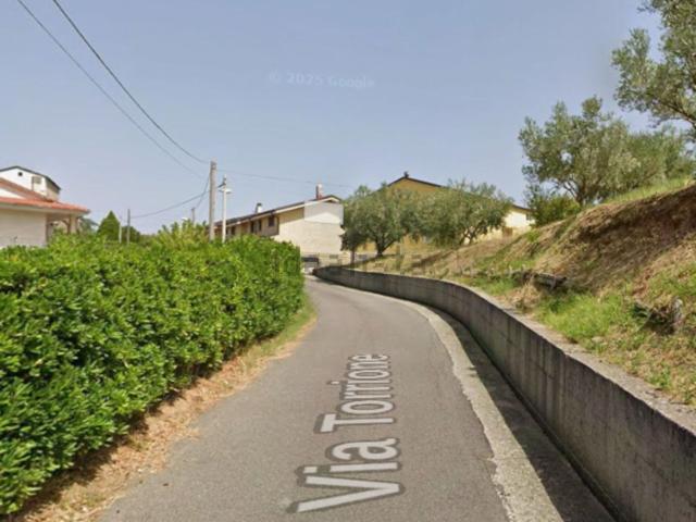 Case e ville in vendita di 229 m² in Via Torrione