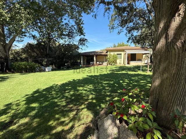 Case e ville in vendita di 229 m² in Località Sarra Balestra