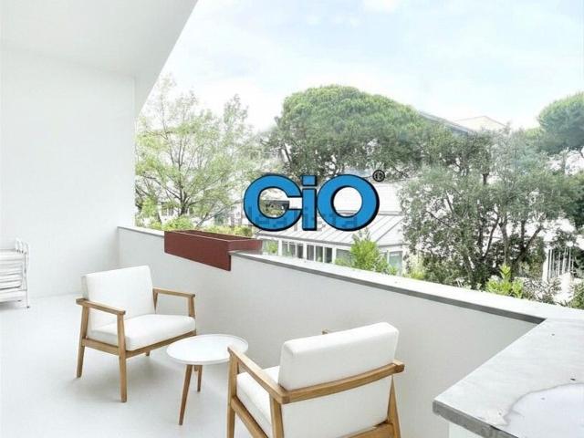 Case e ville in vendita di 230 m²