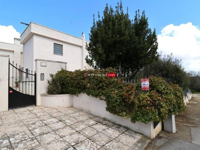Case e ville in vendita di 230 m²