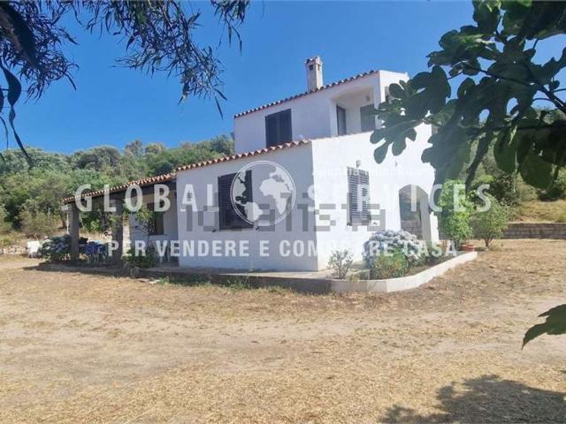 Case e ville in vendita di 230 m²