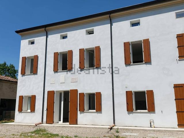 Case e ville in vendita di 230 m²