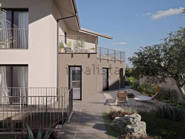 Case e ville in vendita di 230 m² in Via Olivella, 158
