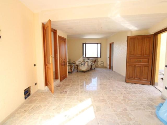 Case e ville in vendita di 230 m² in Via S. Teresa