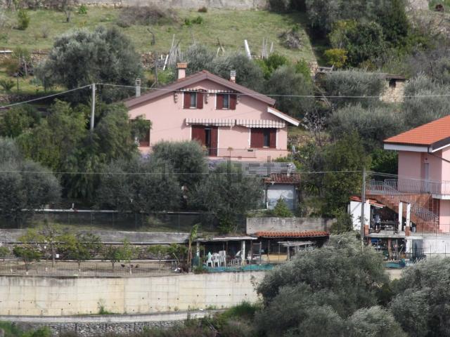 Case e ville in vendita di 230 m² in Via S. Sinforiano