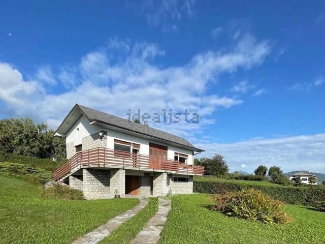 Case e ville in vendita di 230 m² in Via San Rocco
