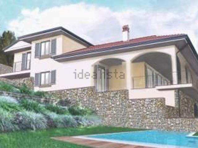 Case e ville in vendita di 230 m² in Via Santa Lucia