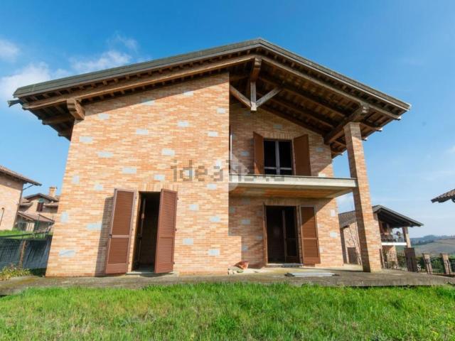 Case e ville in vendita di 230 m² in Via Santa Maria