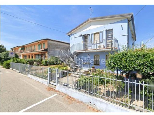 Case e ville in vendita di 230 m² in Via Piave