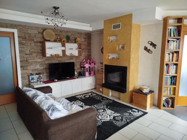 Case e ville in vendita di 230 m² in Via Tamai, 28