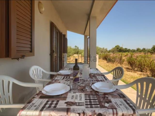 Case e ville in vendita di 230 m² in Località Is Potettus, 3
