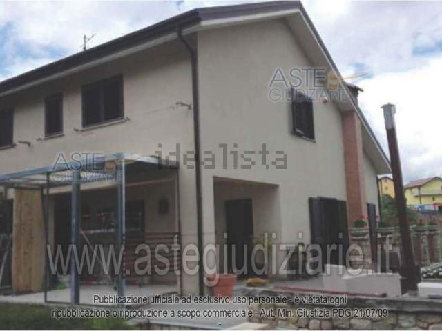 Case e ville in vendita di 230 m² in Strada Comunale del Pantano