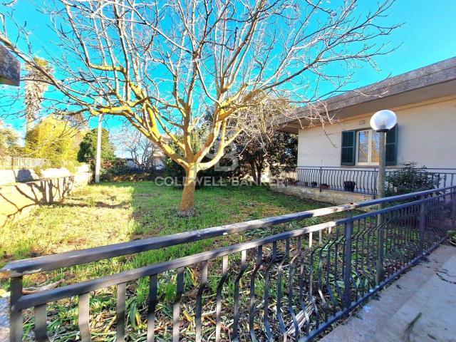 Case e ville in vendita di 230 m² in Strada Giarratana, 121