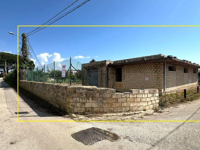 Case e ville in vendita di 231 m² in Via San Michele Arcangelo