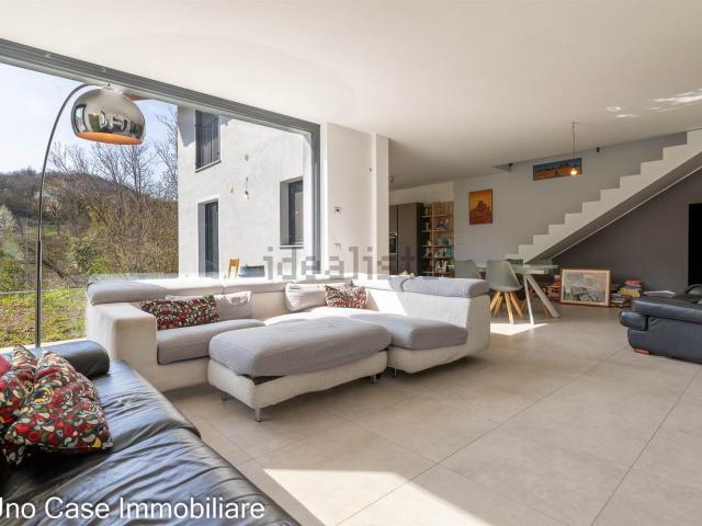 Case e ville in vendita di 233 m²