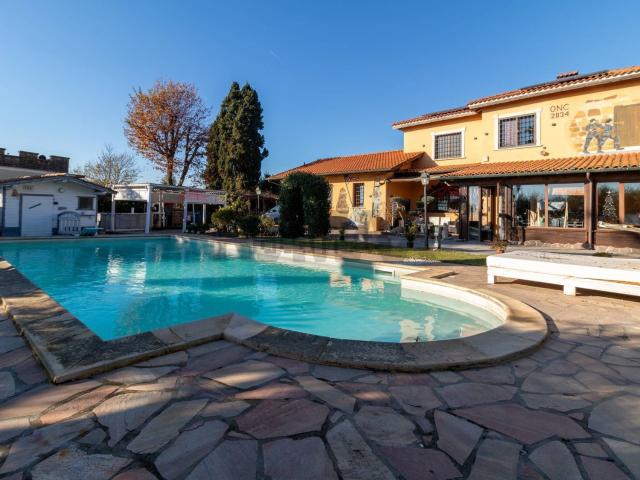 Case e ville in vendita di 233 m² in Via Delle Scalette, 16