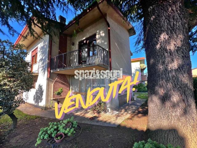 Case e ville in vendita di 234 m²