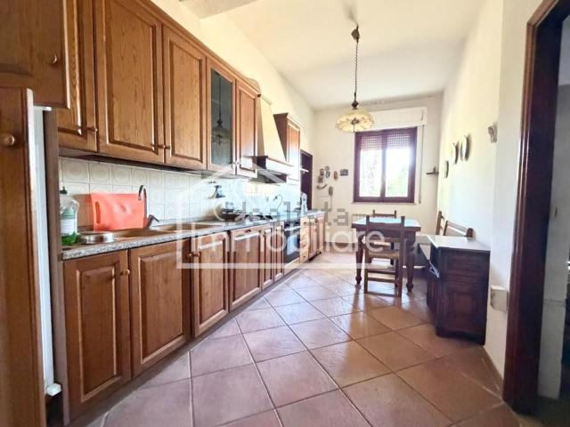 Case e ville in vendita di 234 m² in Viale Palmiro Togliatti, 180