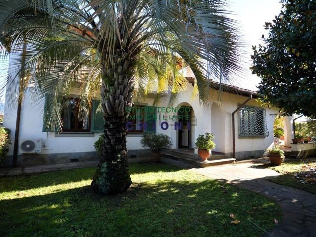 Case e ville in vendita di 235 m²