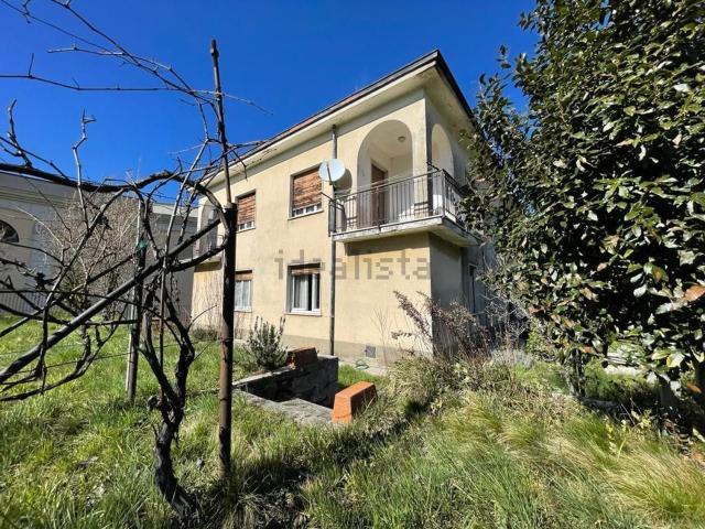 Case e ville in vendita di 235 m² in Via Piave