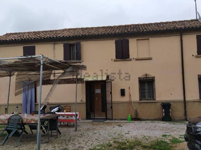 Case e ville in vendita di 236 m² in Strada delle Cillane