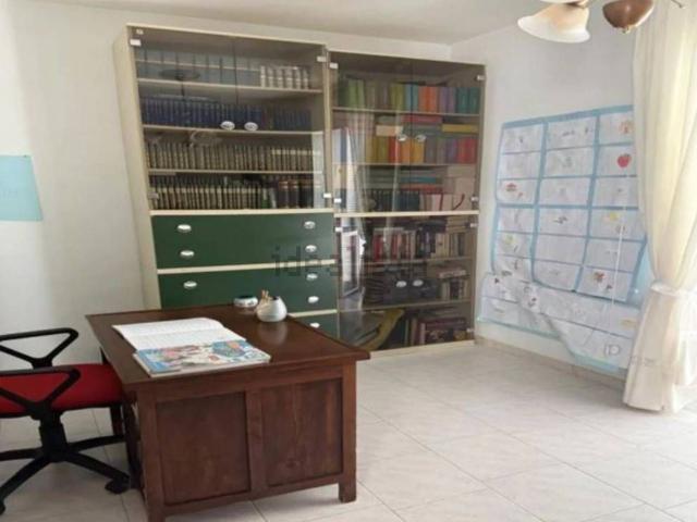 Case e ville in vendita di 237 m² in Contrada Loreto, 25