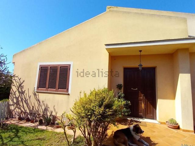 Case e ville in vendita di 238 m² in Via Gazzarella