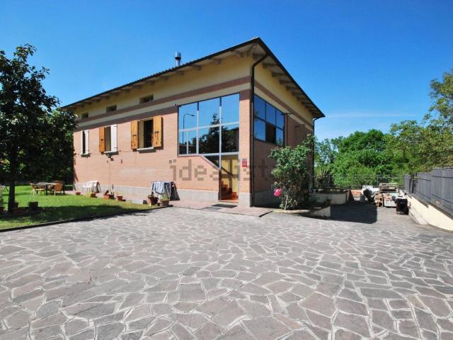 Case e ville in vendita di 239 m² in Via Prati di Soletto, 183