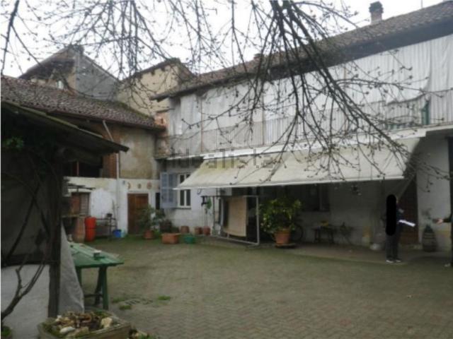 Case e ville in vendita di 239 m² in Via Roma