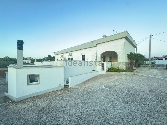 Case e ville in vendita di 240 m²