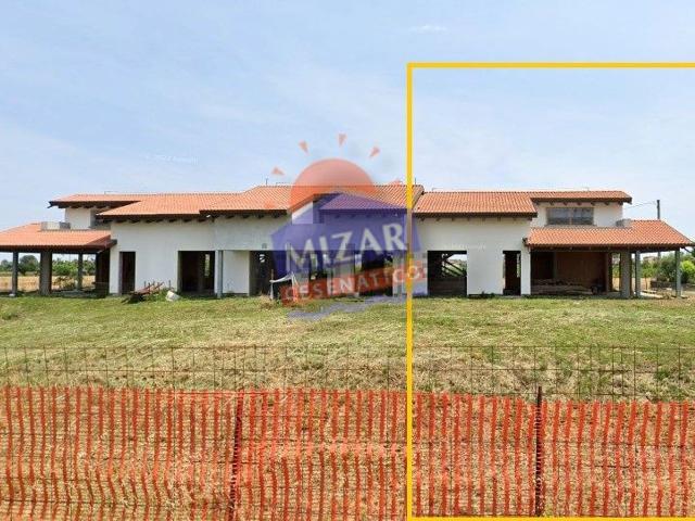 Case e ville in vendita di 240 m²