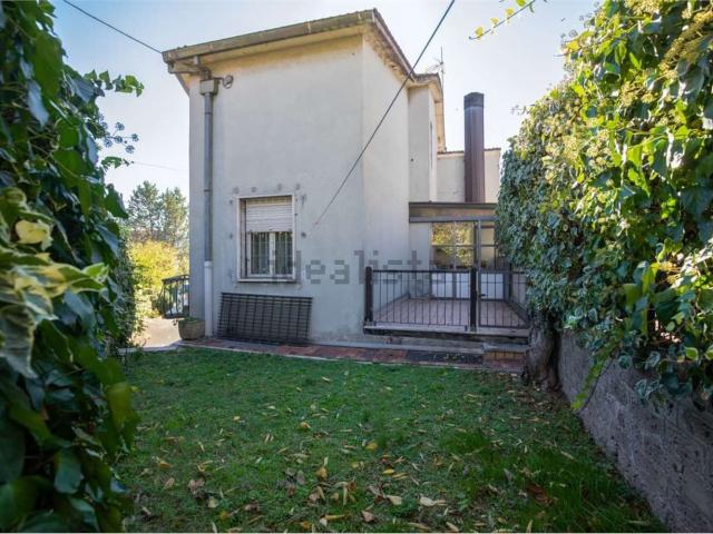Case e ville in vendita di 240 m²