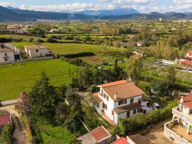Case e ville in vendita di 240 m²