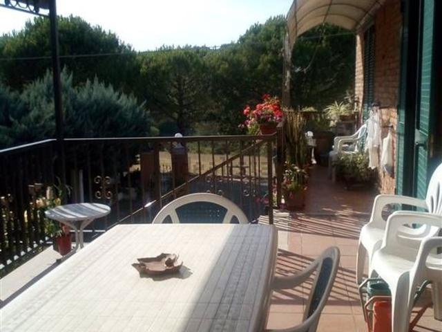 Case e ville in vendita di 240 m²