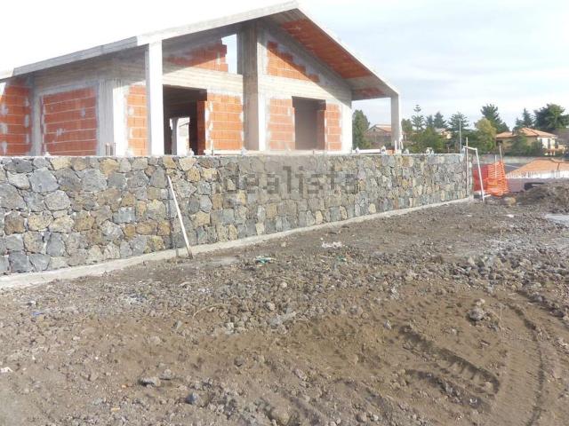 Case e ville in vendita di 240 m²