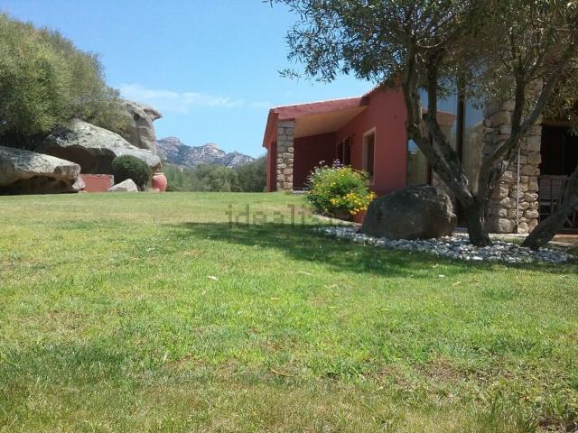 Case e ville in vendita di 240 m²