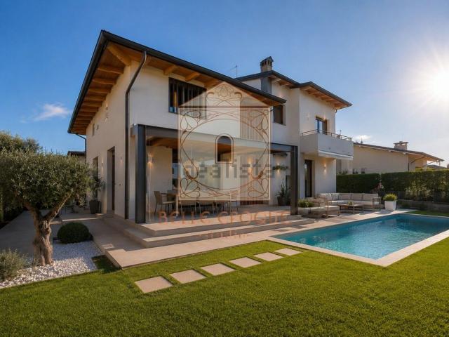 Case e ville in vendita di 240 m² in Via Gaetano Donizetti