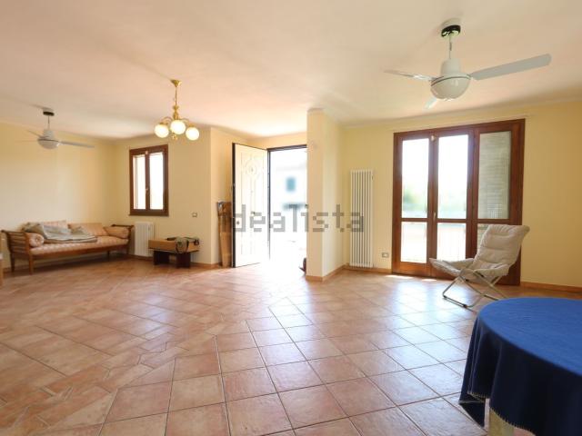 Case e ville in vendita di 240 m² in Via Giuseppe Toniolo