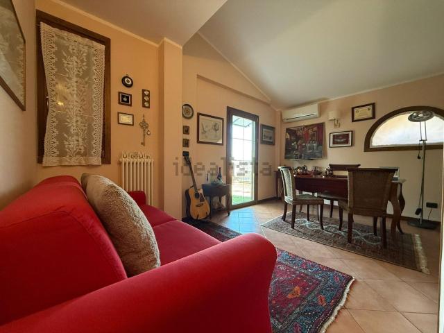 Case e ville in vendita di 240 m² in Via Dogana, 754