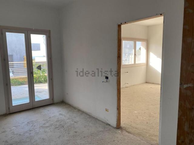 Case e ville in vendita di 240 m² in Via del Pino