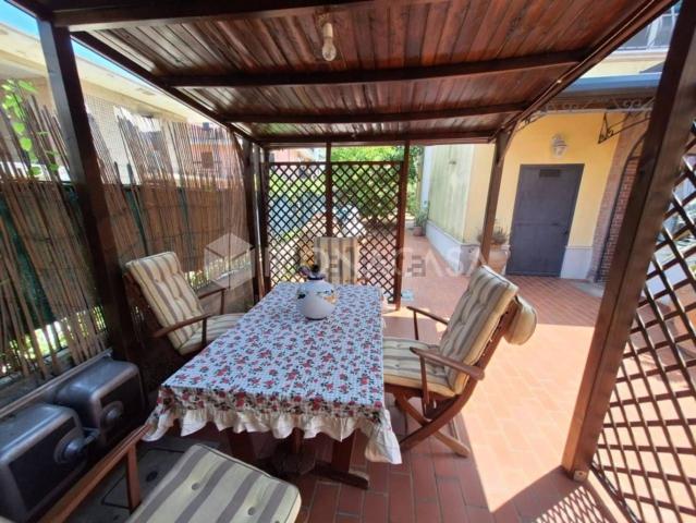 Case e ville in vendita di 240 m² in Vicolo Raffaele Mengs