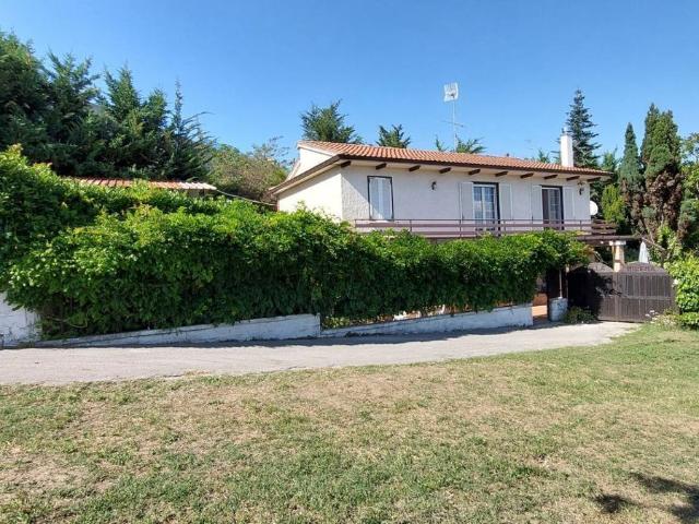 Case e ville in vendita di 240 m² in Contrada Cardito