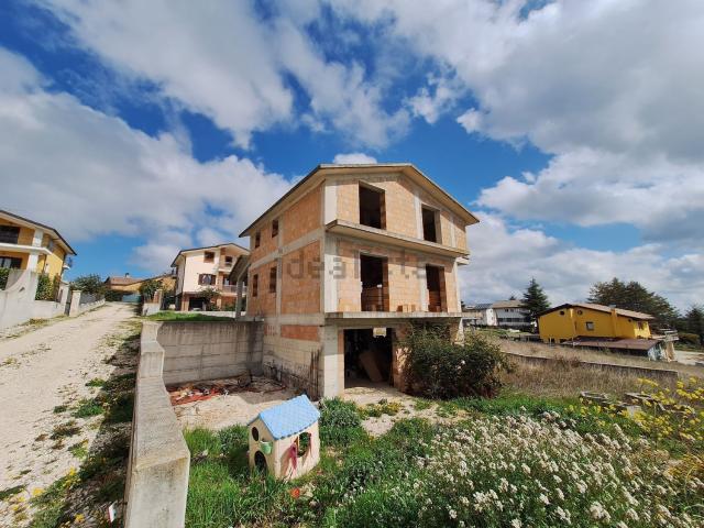 Case e ville in vendita di 240 m² in Contrada Coste di Oratino